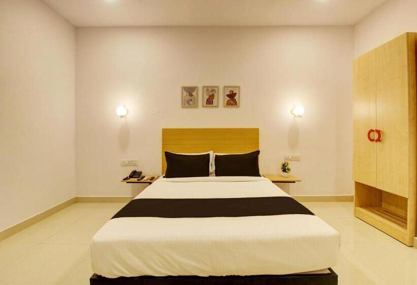 חדר קלאסי לשלושה, Super Collection O Casa Grand Hotels Nacharam