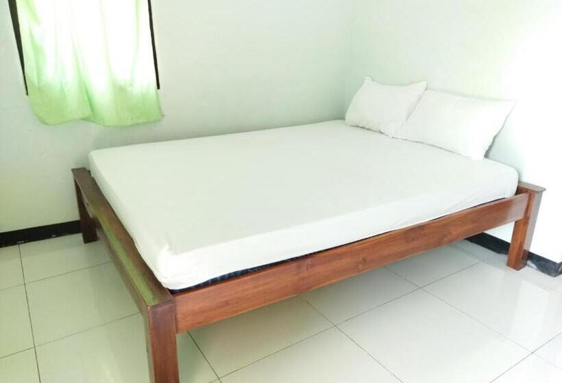 Номер Deluxe, Wisma Almadina Syariah