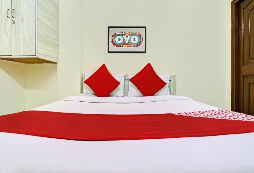 اتاق کلاسیک سه تخته, Oyo Flagship 81335 Hotel Khusi Inn