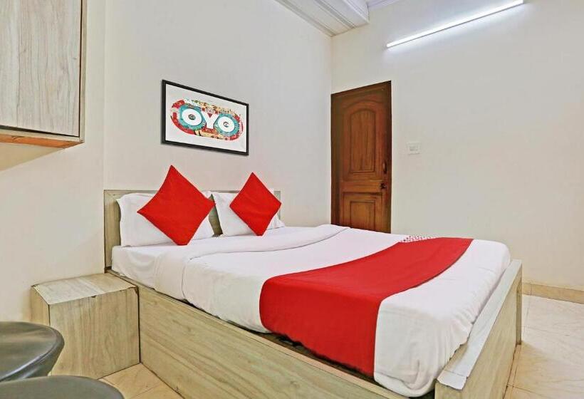 اتاق کلاسیک سه تخته, Oyo Flagship 81335 Hotel Khusi Inn
