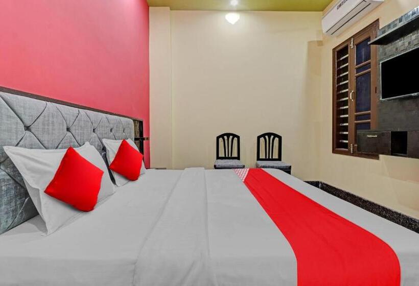 三人经典房间, Oyo Flagship 81375 Hotel Kashi