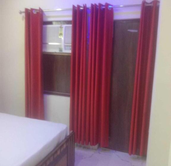 اتاق کلاسیک سه تخته, Flagship Sukoon Inn Hotel Near Johari Enclave Metro Station