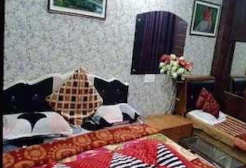 트리플 클래식 룸, Flagship Balaji Homestay