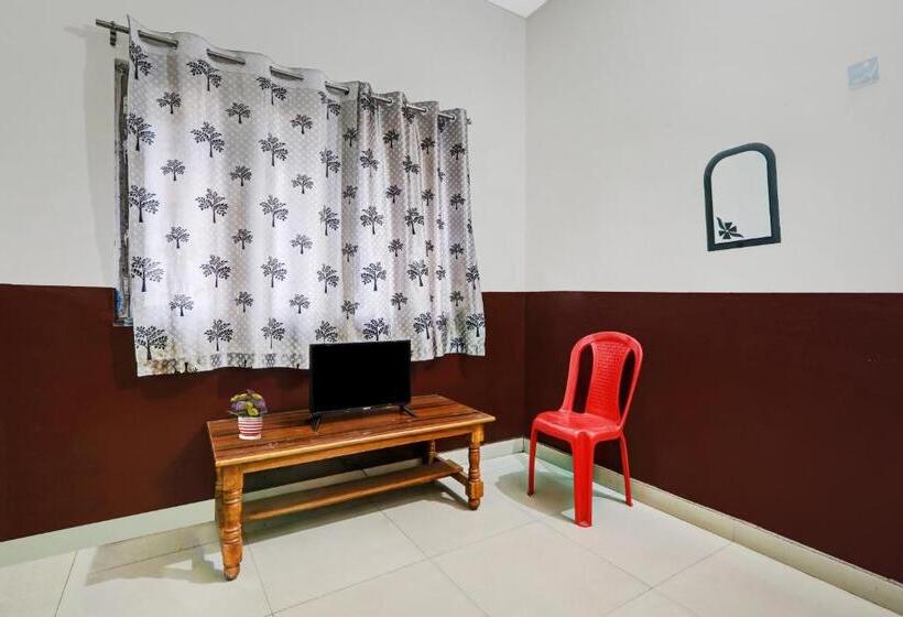 Трехместный Номер Классика, Spot On Up Shere Purvanchal