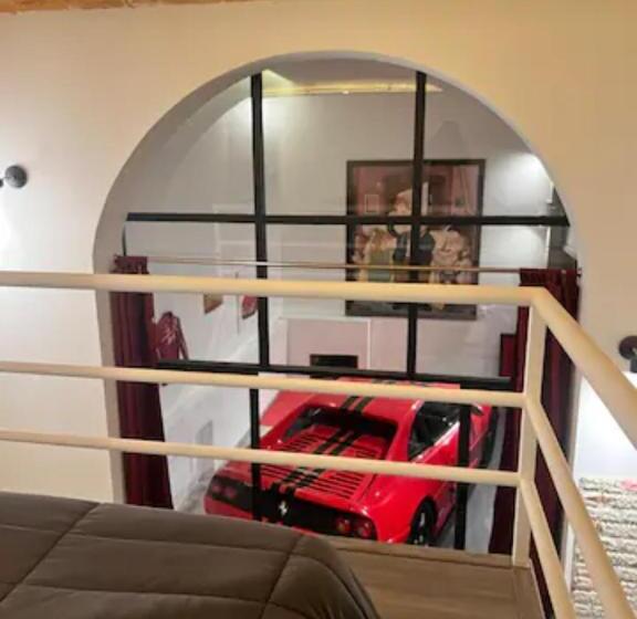 سوییت سوپریور, San Rafa  Home Office Suites