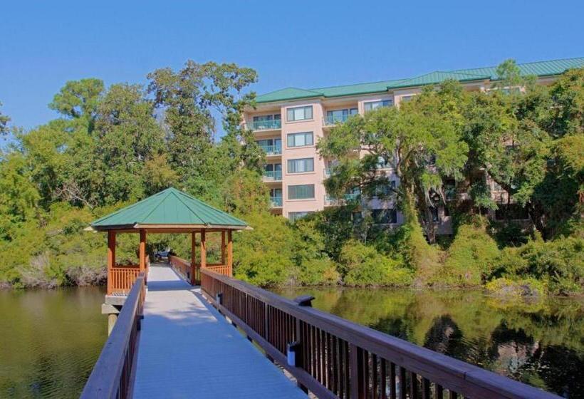 1 Bedroom Apartment Lake View, Waterside By Spinnaker