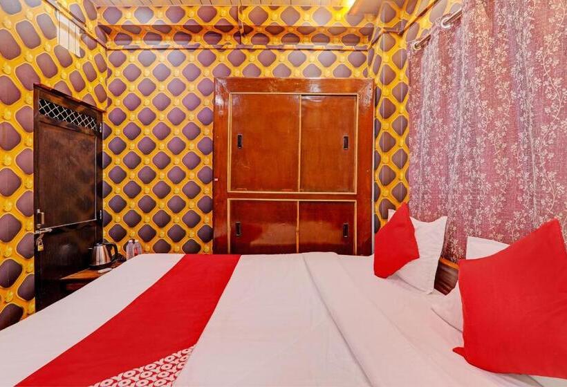 Трехместный Номер Классика, Oyo Flagship Manjushree P Guest House