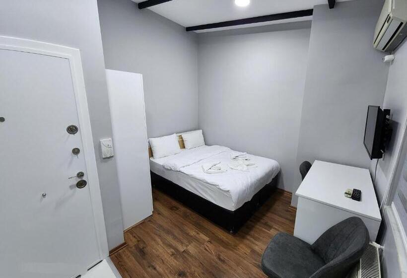 Номер Стандарт, Taxim No1 Suites