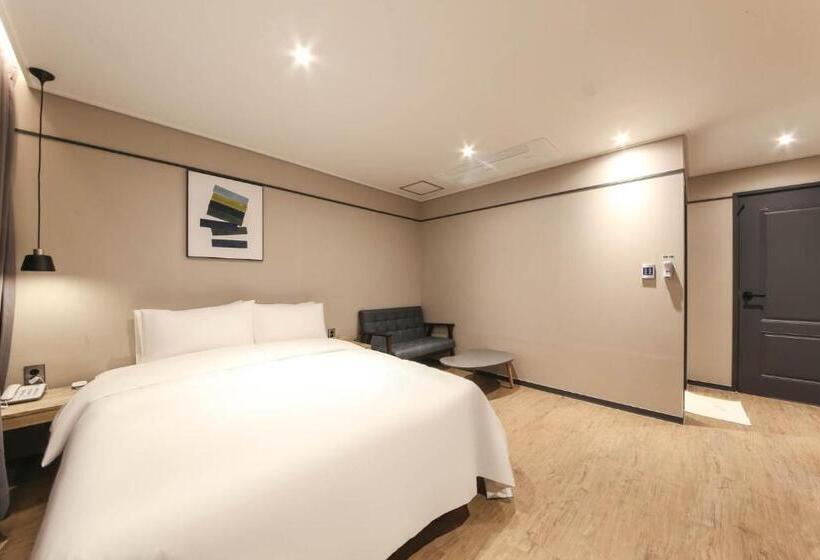 اتاق لوکس, Hound Hotel Sasang