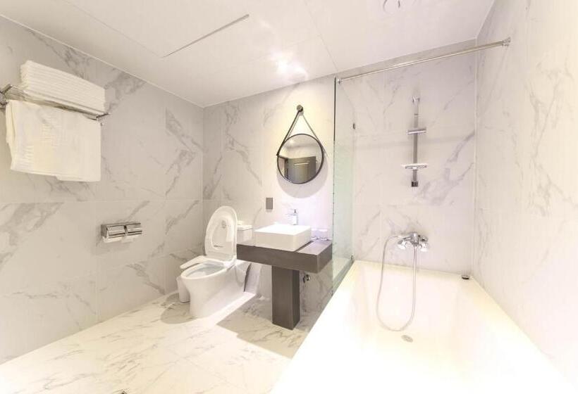 اتاق لوکس خانوادگی, Hound Hotel Sasang