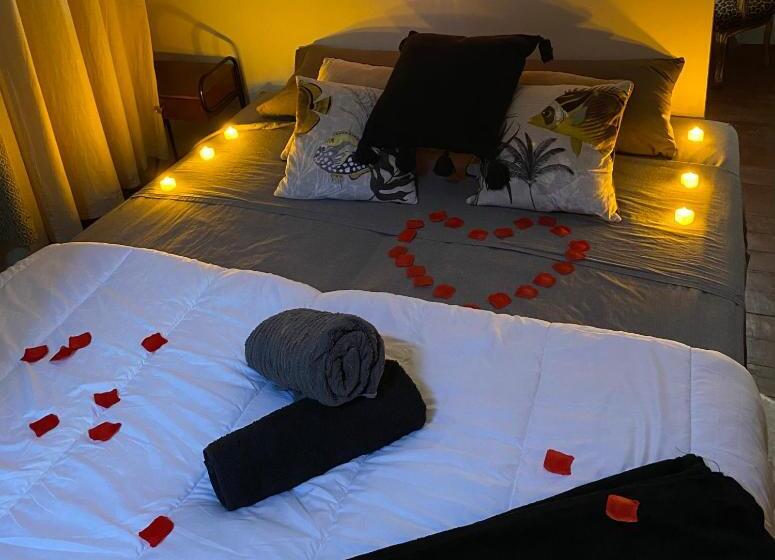 اتاق استاندارد, Loverdose Cocon