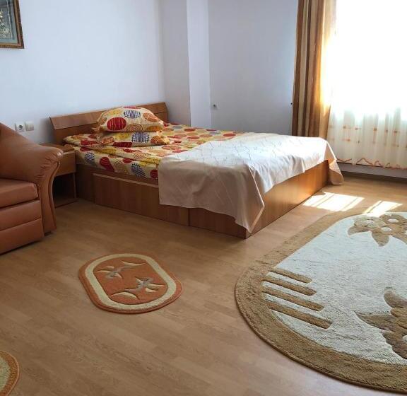 آپارتمان 1 خوابه با بالکن, Vila Diana