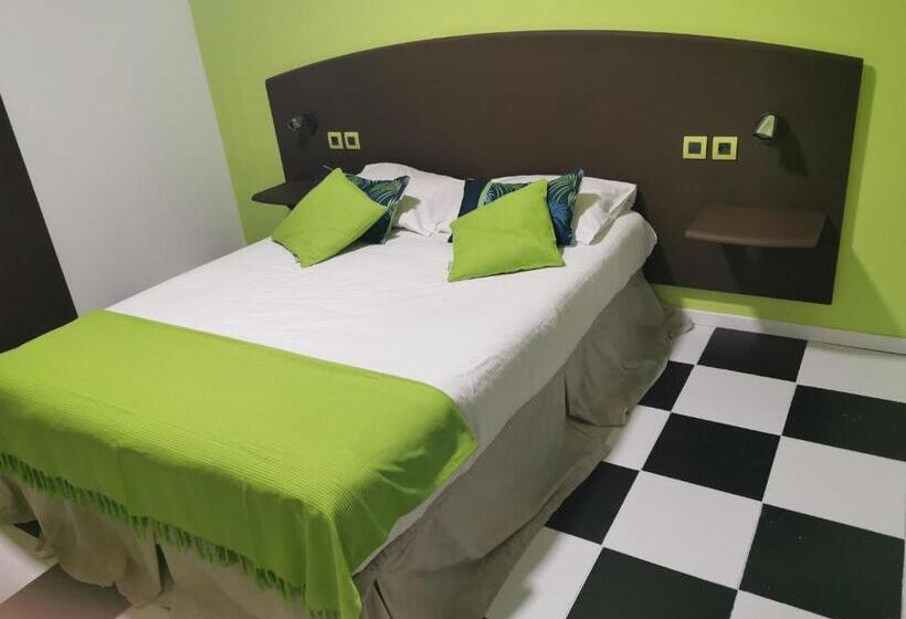 Номер Стандарт Адаптированный для Инвалидов, Enjoy Hotels Perpignan Sud Pollestres