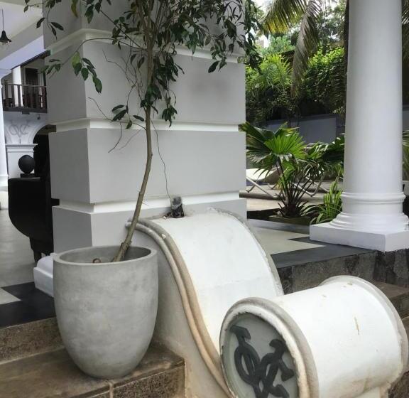 带阳台的豪华间, Dew Drop Villa