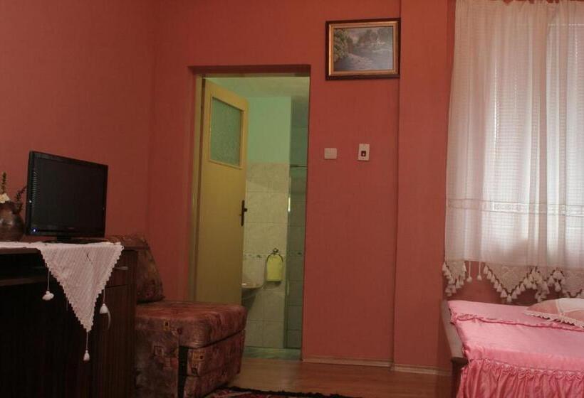 Люкс, Guest House Edelvais