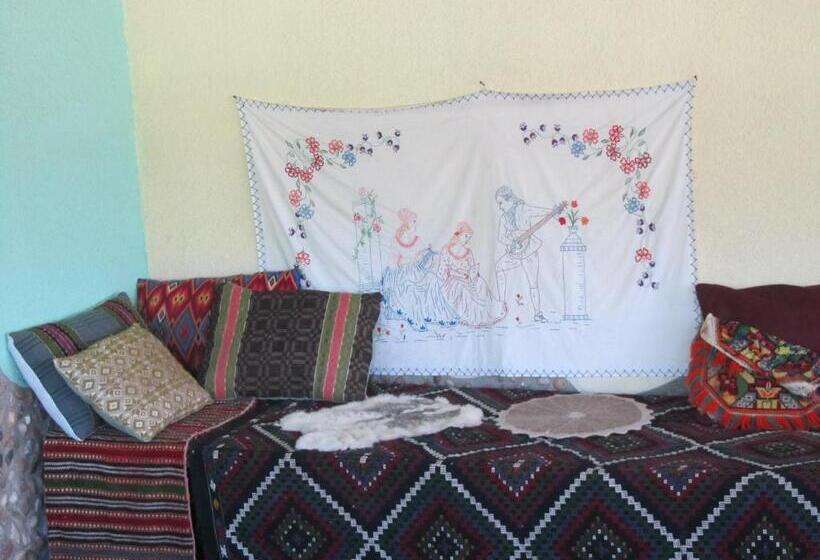 Дом 1 Спальня, Guest House Edelvais