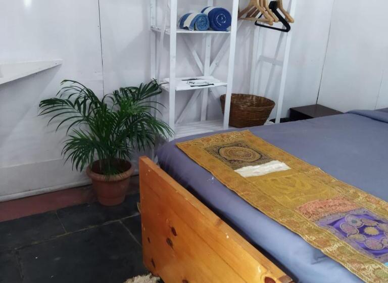 Номер Deluxe, Drishti Yoga International