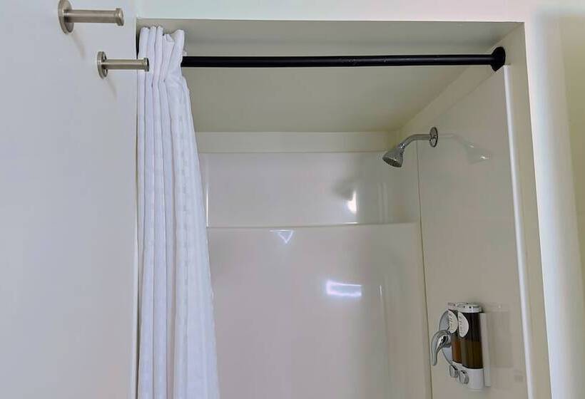 Семейный Номер, City Center Motel