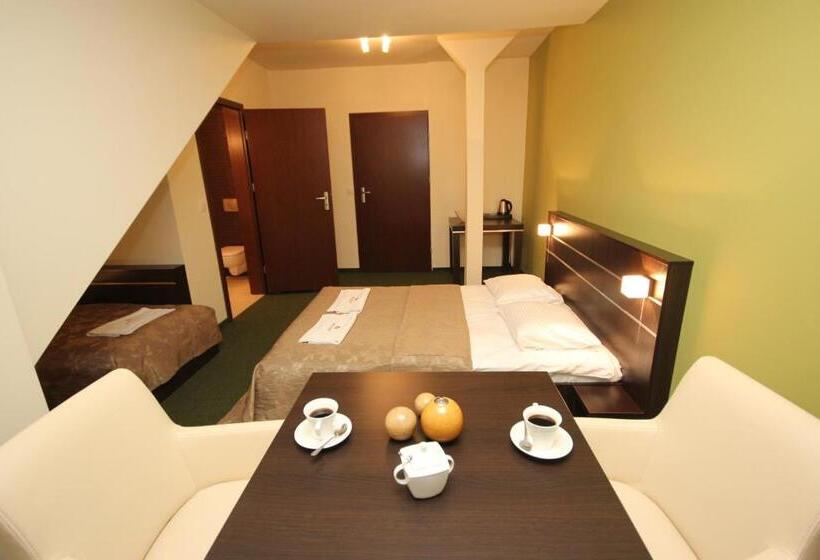 Номер Deluxe, Biała Akacja Resort & Business