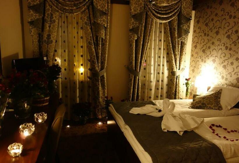 Номер Стандарт, Restauracja Platan