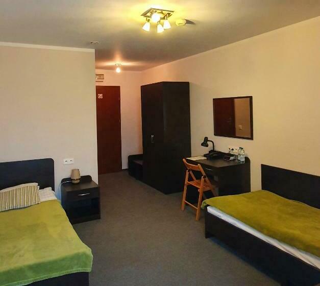 Quarto Estandar, Solec