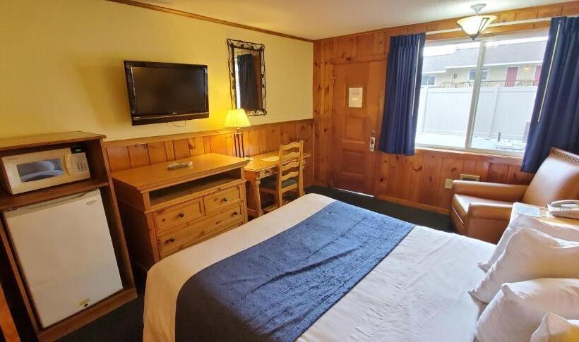 Номер Стандарт, The Lake Motel