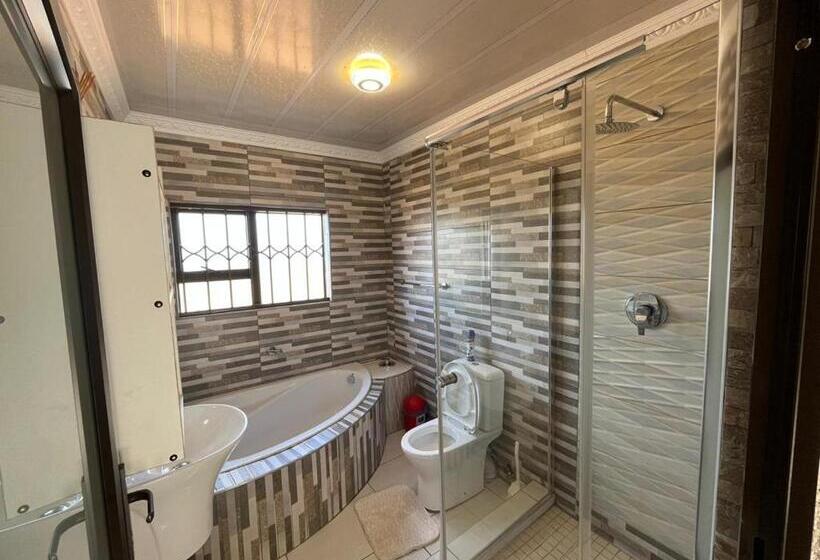 Номер Стандарт, Boeketlong Lodge