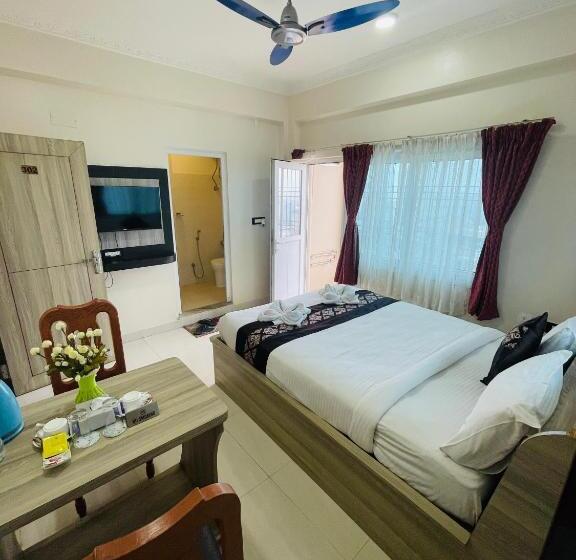اتاق لوکس, Janakpur Inn