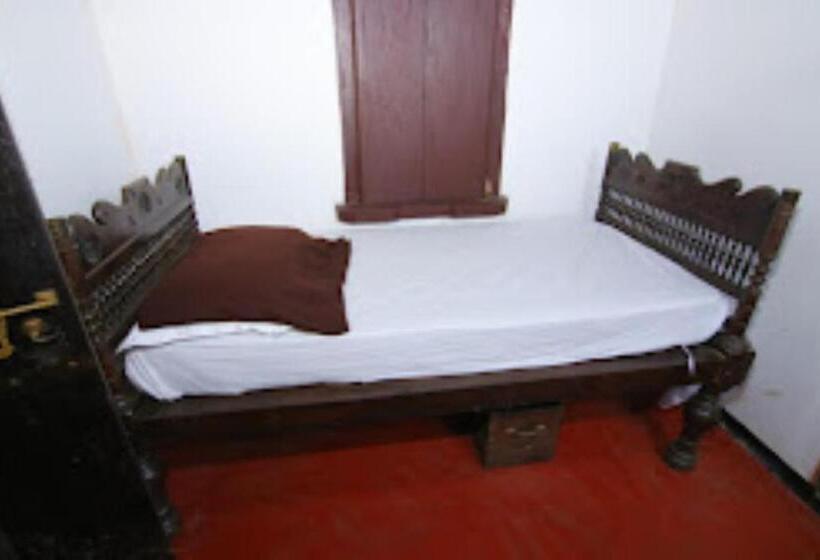 패밀리 룸, Keloth Tharavad Kerala