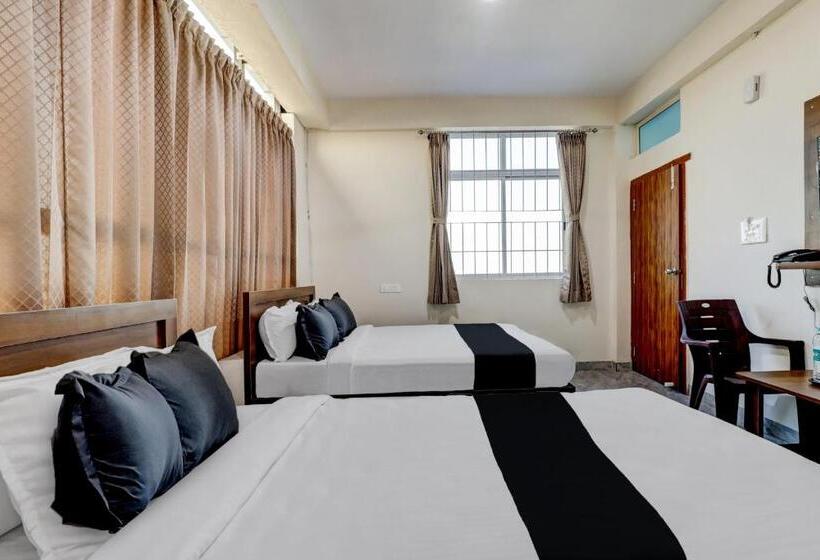חדר קלאסי לשלושה, Staymaker Cheluva Deluxe Lodge
