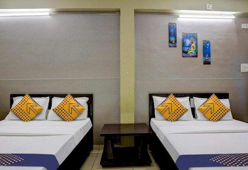 Трехместный Номер Классика, Oyo Hotel Sweet Dream