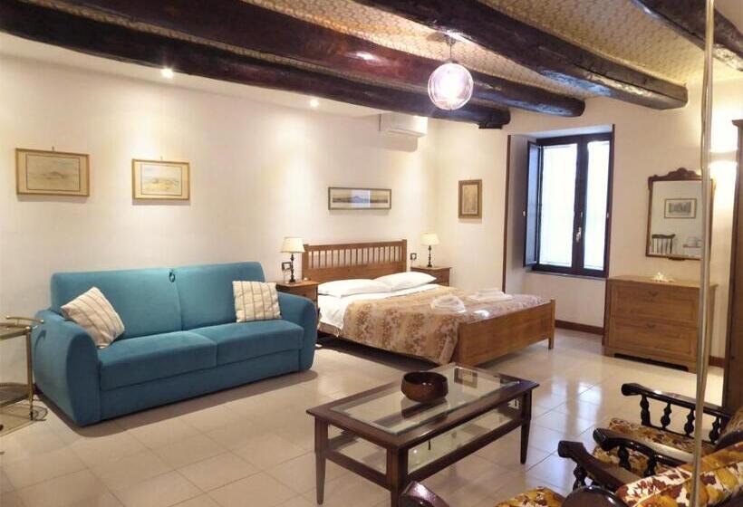 استودیوی سوپریور, Casa Cesira Incentro