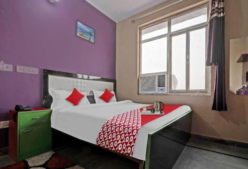 Трехместный Номер Классика, Oyo Hotel Purple Orchid