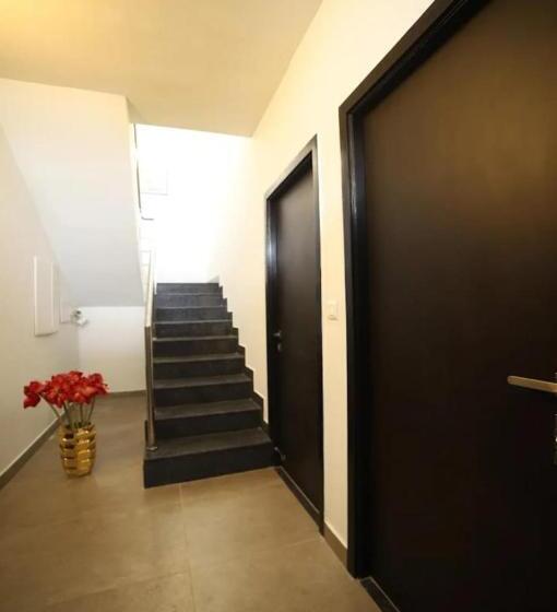 استودیو استاندارد با چشمانداز, Hostel Jerusalem Kodaikanal