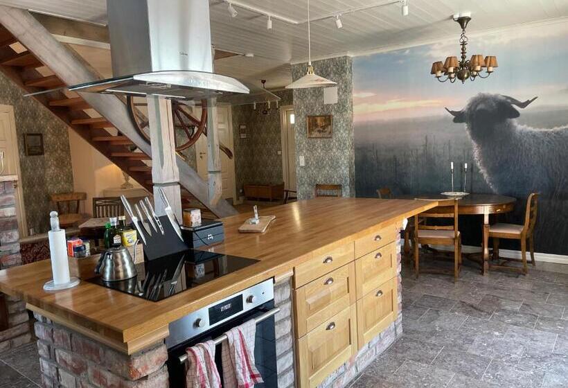 Номер Стандарт, Snällfäll Country Living   åkerbo Gård Charmigt Renoverad Flygel