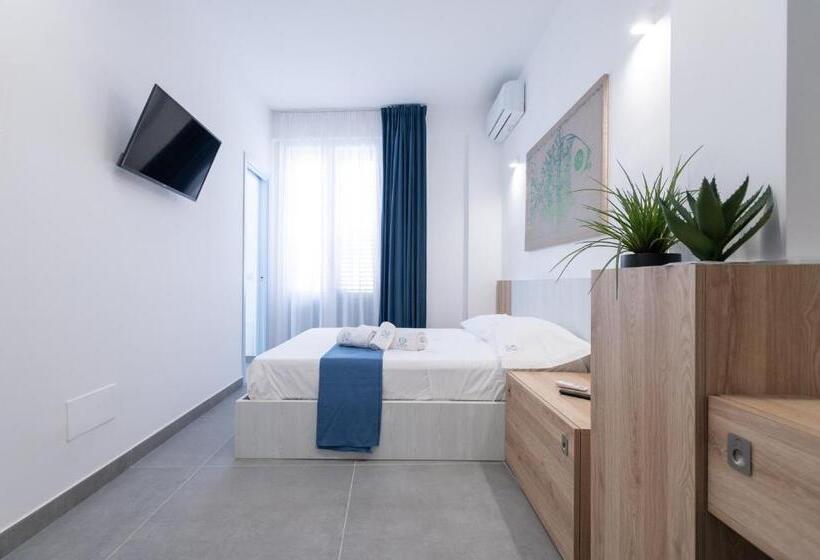 اتاق استاندارد, Il Cortile Isola Casa Vacanze
