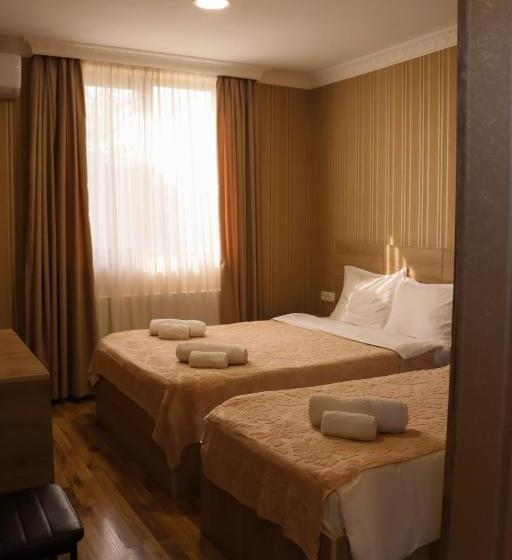 Deluxe Room Mountain View, Kisi Garden