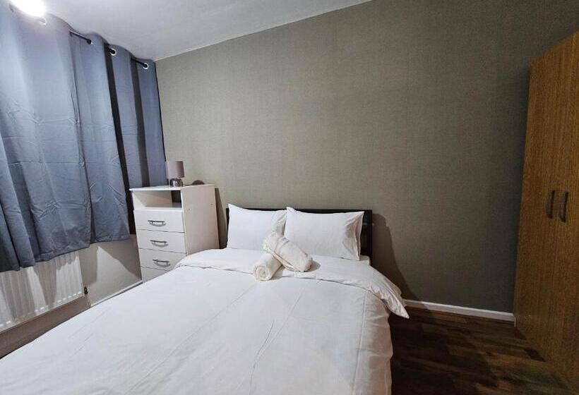 غرفة قياسية, Spitalfields Rooms