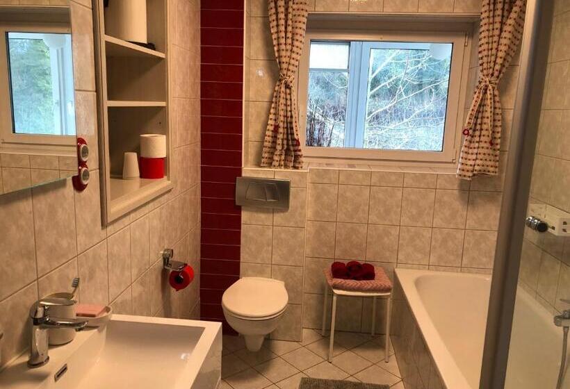 Апартаменты 2 Спальни, Rote Etage, Fränkisches Design, Süd Balkon In Nur 50 Schritten Zum Radweg
