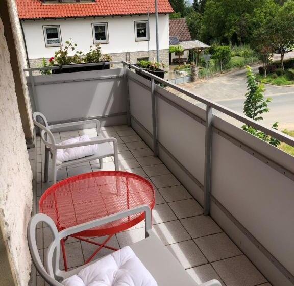 Апартаменты 2 Спальни, Rote Etage, Fränkisches Design, Süd Balkon In Nur 50 Schritten Zum Radweg