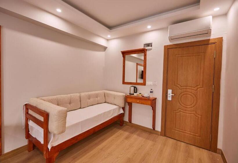 اتاق لوکس با بالکن, Sabina Hotel Near Grand Bazaar, City Center