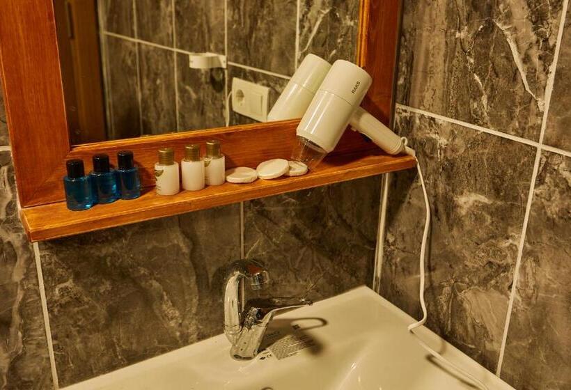 اتاق لوکس با چشم‌انداز دریا, Sabina Hotel Near Grand Bazaar, City Center