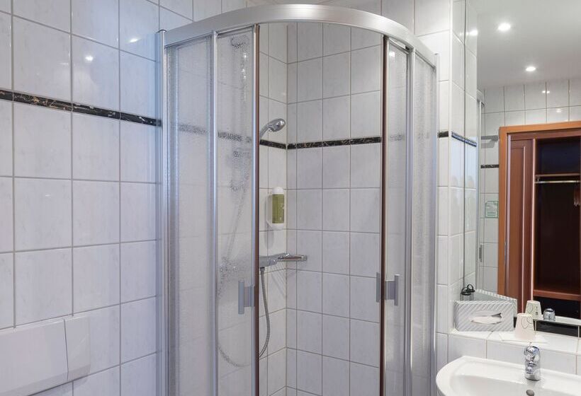 Номер Стандарт, B&b Hotel Gotha Hbf