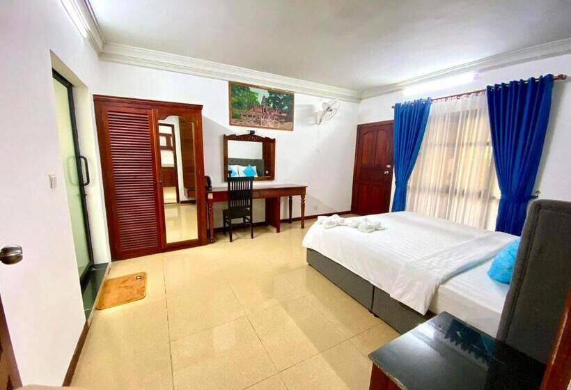 اتاق استاندارد, Behind Shopping Guest House