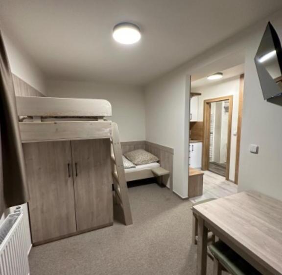 Четырехместный Номер Классик, Apartmány Vesna