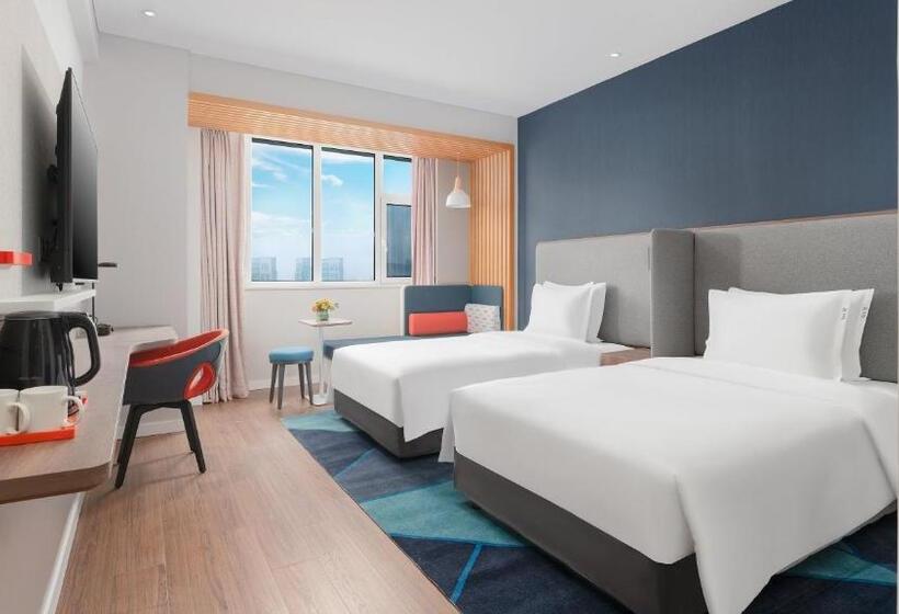 Номер Стандарт, Holiday Inn Express Weifang City Center, An Ihg