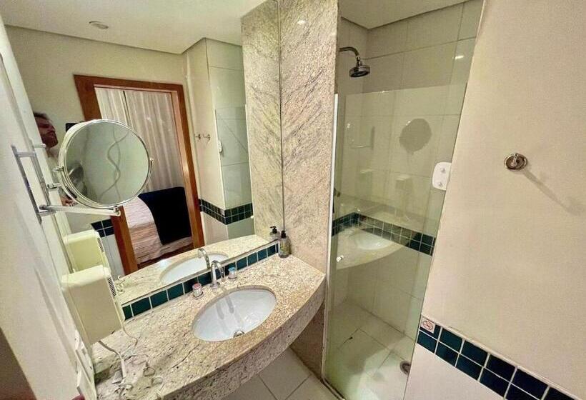 اتاق ساده سه‌ نفره, Lflats No Hotel Stella Vega