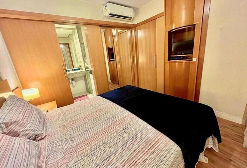 اتاق ساده سه‌ نفره, Lflats No Hotel Stella Vega