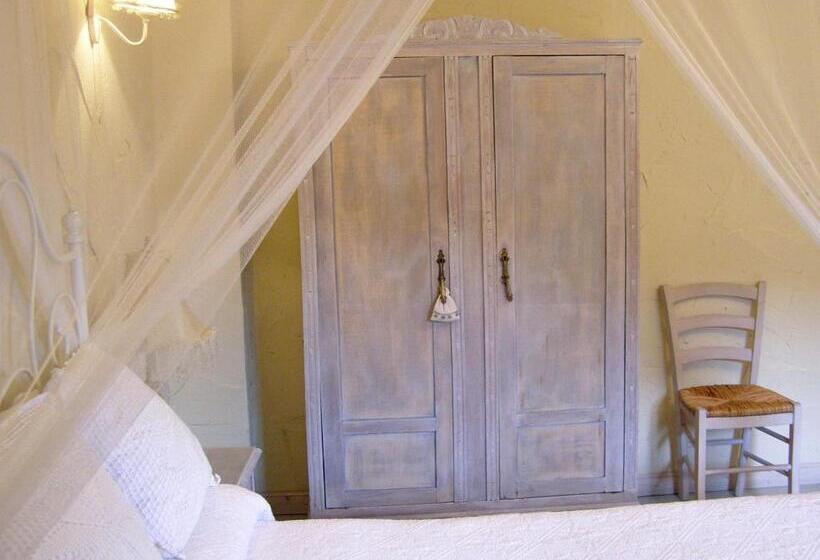 Номер Стандарт, Posada Rural Ochohermanas