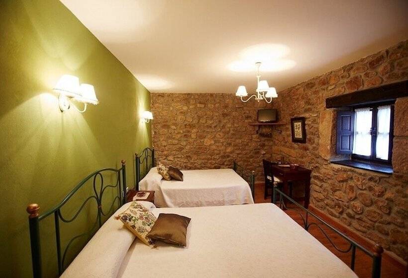 ファミリールーム, Posada Rural Ochohermanas